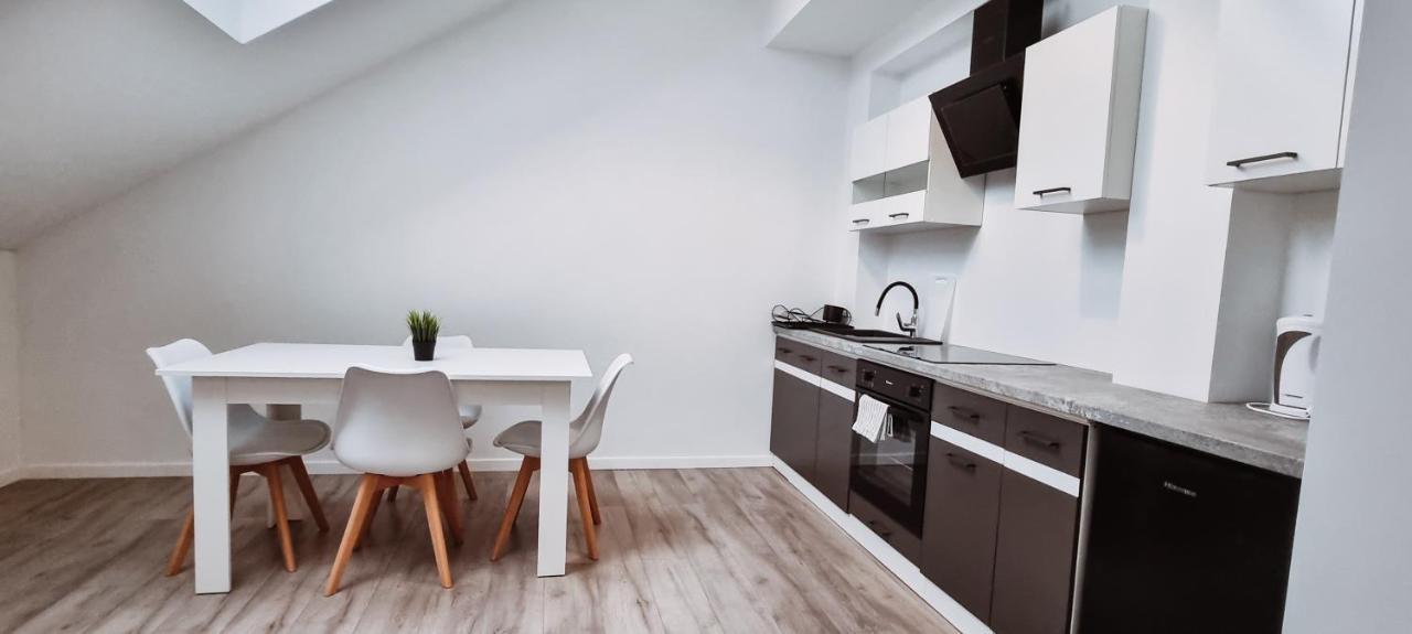Sunny Apartment 8 Краків Екстер'єр фото