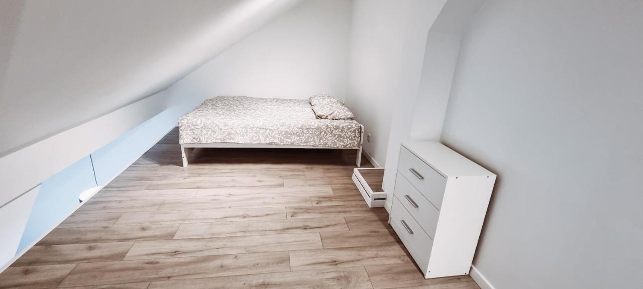 Sunny Apartment 8 Краків Екстер'єр фото